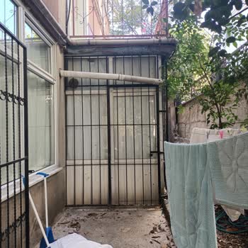 Sürat Kargo, Kargo Paketi Yüksekten Atıldı, Paket Patladı Ve Zarar Oluştu!