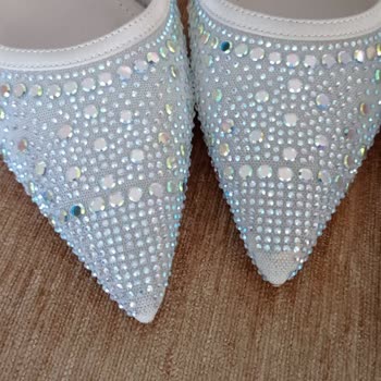 Elle Ayakkabı Yeni Satın Alınan Ayakkabının Defolu Çıkması Ve Mağazaya Ulaşılamaması!