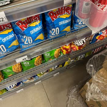 Tarihi Geçmiş Ürünler Ve Yetersiz Müşteri Hizmeti Hayal Kırıklığı