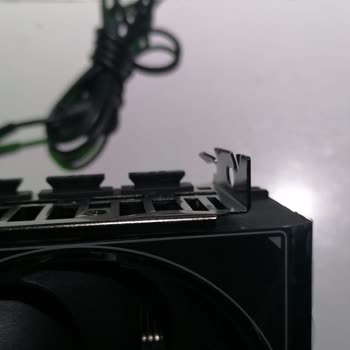 Yeni Alınan Bilgisayarın Ekran Kartında Fiziksel Hasar Şoku