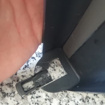 Kahve Makinesi Süt Haznesi Mandalı Kırıldı, Müşteri Hizmetlerine Ulaşamıyorum