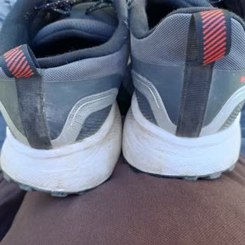 Adidas Mağazasından Alınan Ayakkabıda Üretim Hatası Ve Değişim Talebi