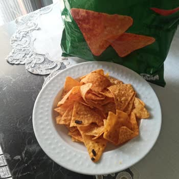 Doritos Cips Paketinden Siyah Yabancı Maddeler Çıktı, Ücret İadesi Talebi
