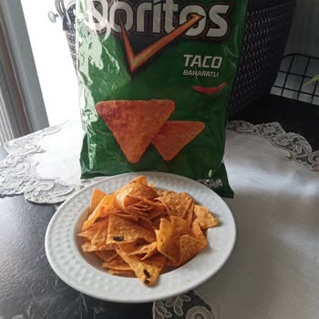 Doritos Cips Paketinden Siyah Yabancı Maddeler Çıktı, Ücret İadesi Talebi