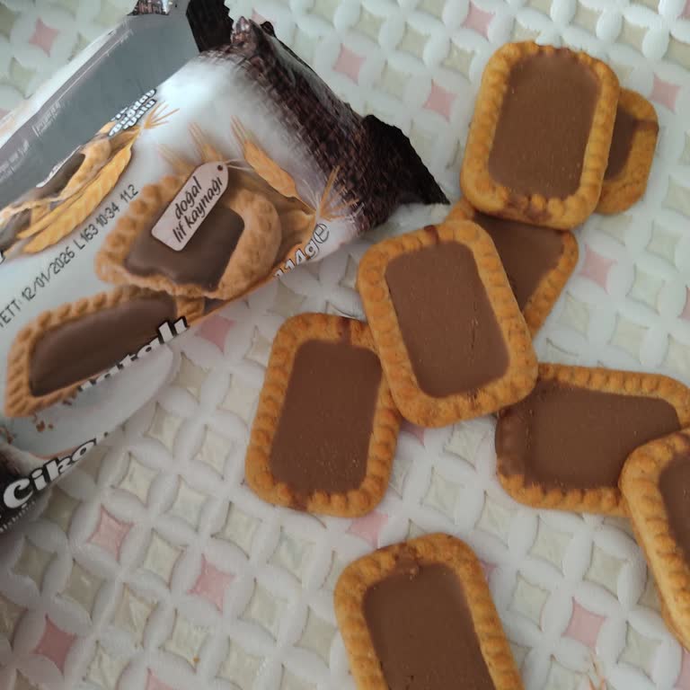 Eti Burçak Bisküvi Üzerinde Kabarcıklar Oluştu!