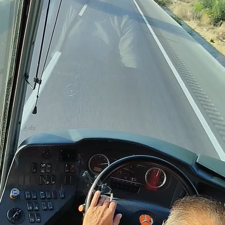 Buzlu Firmasıyla Yaşadığım Kötü Yolculuk Deneyimi: Gecikme, Hijyen Sorunları Ve Personel Davranışları