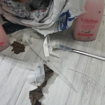 Kapağı Açık Ve Dökülmüş Ürün Teslimatı Sonrası Çözüm Sunulmadı