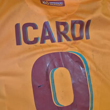 Satın Aldığım 100. Yıl Formasının Boyası Aktı Ve Diğer Ürünlerime Zarar Verdi