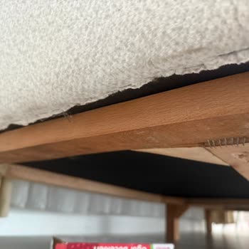 Kusurlu Mobilya, Yetersiz Tamir Ve Kötü Müşteri Hizmeti: AVM İçindeki Mağazadan Hayal Kırıklığı