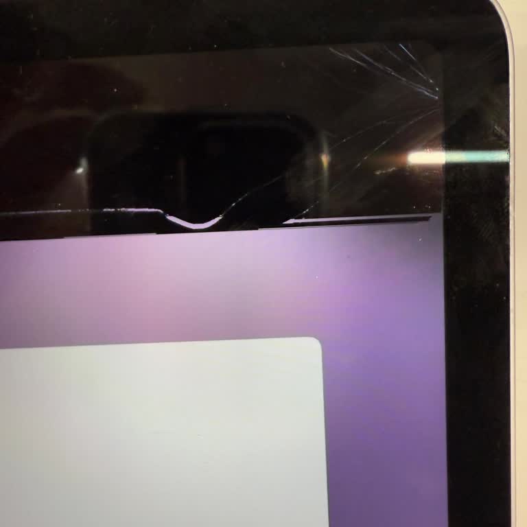 Yeni Alınan İpad Air'de Aşırı Isınma Ve Ekran Arızası: Değişim Talebi