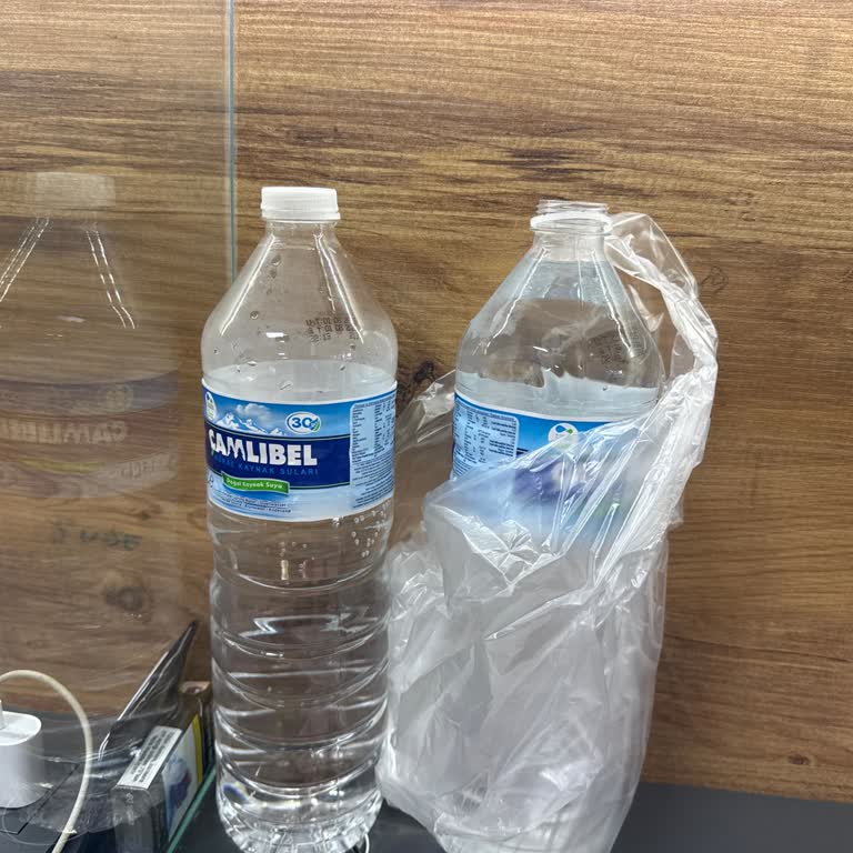 Çamlıbel Su 15 Litrelik Şişelerde Ağır Plastik Ve Petrol Kokusu Sorunu