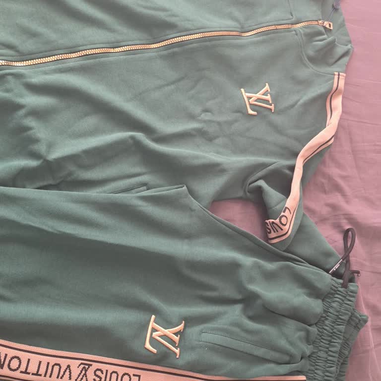 Luvixon Yanlış Ürün Gönderimi Ve İletişimsizlik Nedeniyle Mağduriyet Yaşıyorum