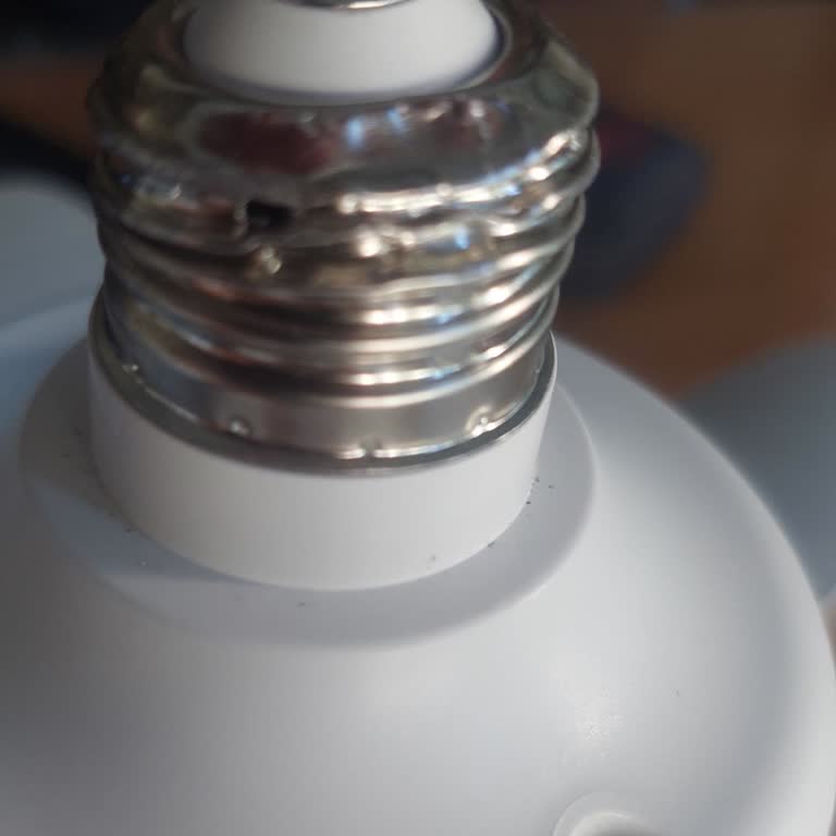 Kırık Ve Çalışmayan Tavan Vantilatörü İçin İade Talebi