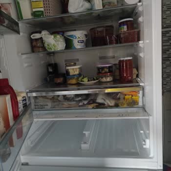 Garantisi Devam Eden Buzdolabında Fabrika Hatası Nedeniyle Mağduriyet