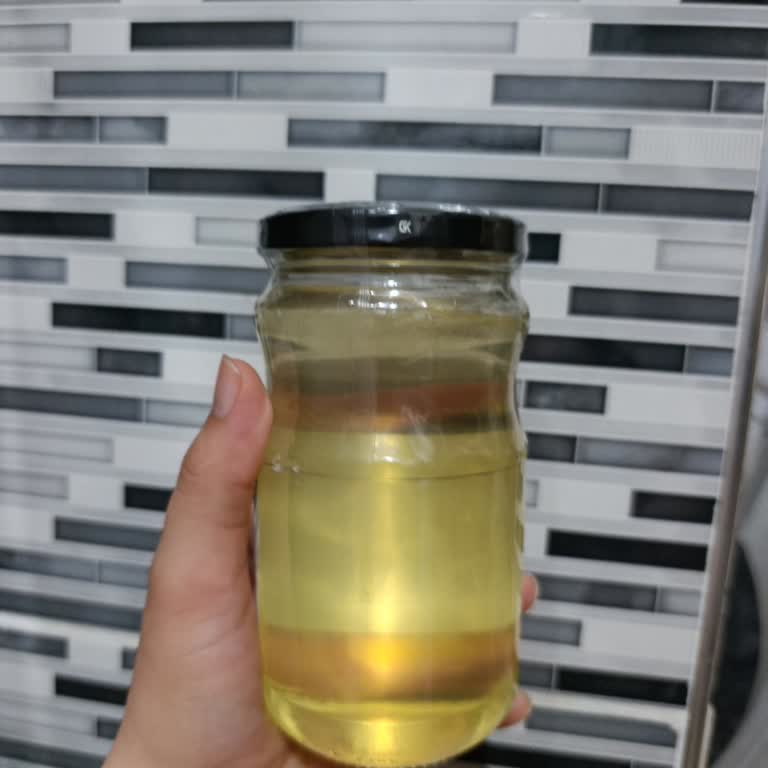 Hindistan Cevizi Yağında Beklenmedik Renk Değişimi Endişesi