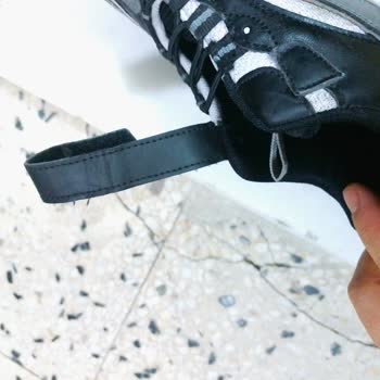 Satın Aldığım Çocuk Spor Ayakkabısı Üçüncü Günde Yırtıldı, Müşteri Hizmetlerine Ulaşamıyorum