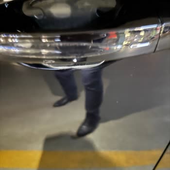 Avek Otomotiv Araç Yıkama Sonrası Oluşan Çizikler ve Pasta Lekeleriyle Karşılaştım