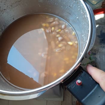 Fissler Düdüklü Tencerede Baklagillerin Rengi Ve Tadı Bozuluyor, Çözüm Bekliyorum