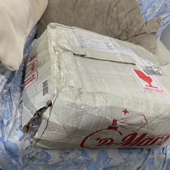 Yurtiçi Kargo İle Gelen Kırık Kolonya Şişeleri