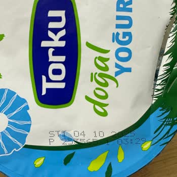 Yoğurttan Çıkan Sert Yabancı Cisim Yüzünden Yaşadığım Sağlık Şoku