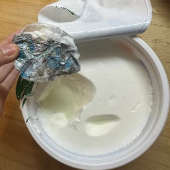 Yoğurttan Çıkan Sert Yabancı Cisim Yüzünden Yaşadığım Sağlık Şoku