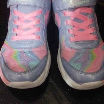 Skechers Çocuk Ayakkabısının Işıkları İlk Giyişte Bozuldu Değişim Talebim Reddedildi