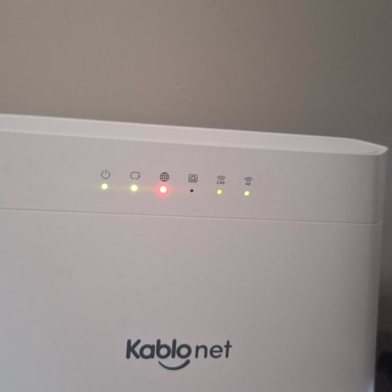 Sürekli İnternet Kopması Ve Çözüm Sunulmaması Mağduriyet Yaratıyor