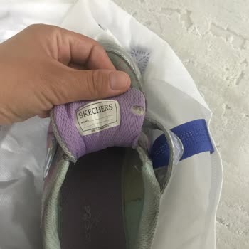 Skechers Çocuk Ayakkabısı İki Ayda Yırtıldı Mağaza Çözüm Sunmadı