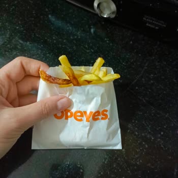 Popeyes Güneşli Şubesinden Aldığım Bayat Ve Kalitesiz Ürünler