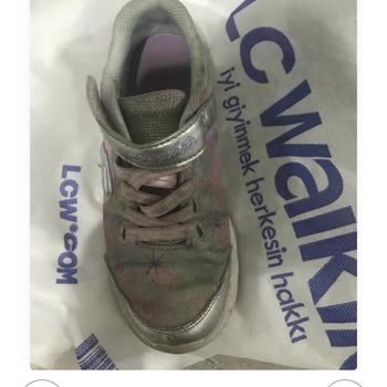 Skechers S-Lights Ayakkabıda Kısa Sürede Yırtılma Ve Tüylenme Yaşadım Talebim Reddedildi