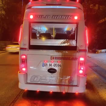 Dolmuş Şoförü Aynamı Kırdı, Zararım Karşılanmıyor!