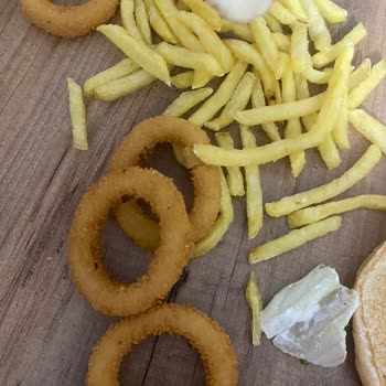 Bayat Ve Yanlış Ürün Teslimatı: Sağlığımız Tehlikede!