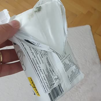 Aldığım Bebek Islak Mendillerinde Küf Çıktı, Mağduriyetimin Giderilmesini İstiyorum