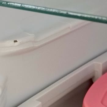 Beko Buzdolabında Garanti Kapsamında Kendiliğinden Oluşan Kırılmalar