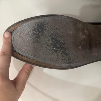 Yeni Alınan Ayakkabının Kısa Sürede Deforme Olması Hayal Kırıklığı Yarattı