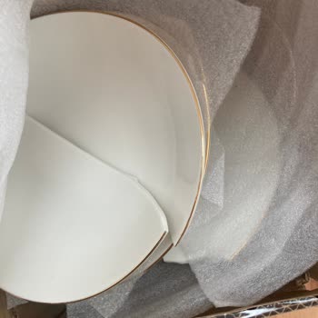 Kırık Gelen Yemek Takımı Ve Yetersiz Müşteri Hizmeti