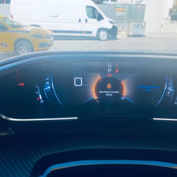 Yazılım Güncellemesi Sonrası Far Ve Sinyal Arızası Mağduriyeti