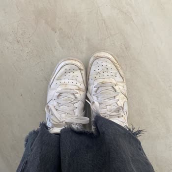 Aldığım Ayakkabının Kenarlarında Soyulma Ve Delinme Sorunu