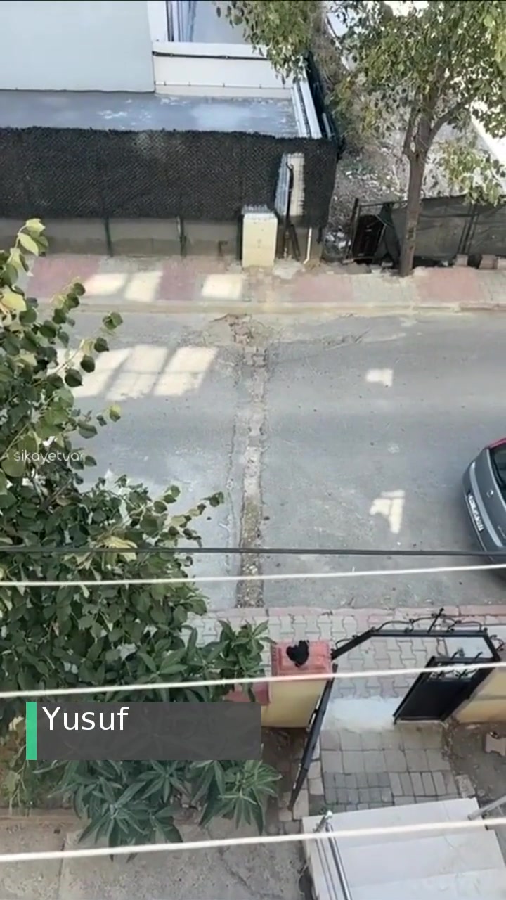 Yenidoğan Safa Mah. Süslü Sk. Bulunan Hasarlı Yolun Yapılması! videonun kapak resmi