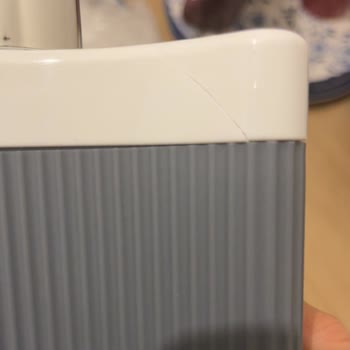 Kırık Gelen Ürünler İçin Değişim Talebime Çözüm Bekliyorum