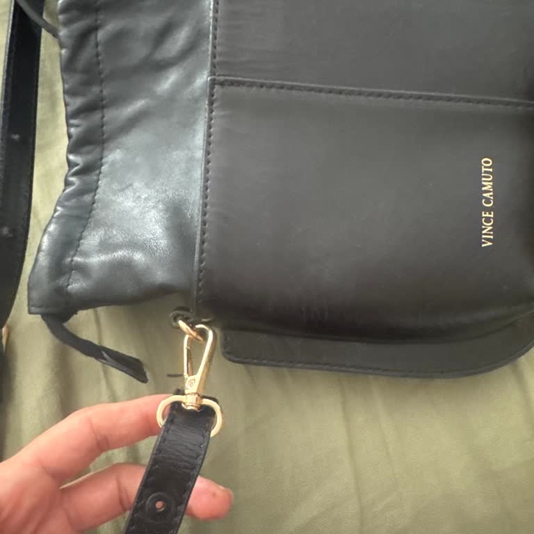 Garantili Çantada Kırık Parça, Çözüm Sunulmadı