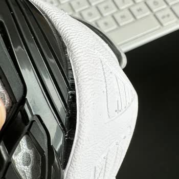 Vega Spor Satın Aldığım Ayakkabıda Ciddi Kusurlar Ve Yetersiz Müşteri Hizmeti!