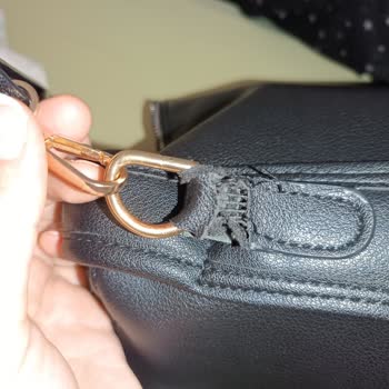 DeFacto'dan Aldığım Çanta 3 Ayda Parçalandı, Mağaza Ve Müşteri Hizmetleri Yardımcı Olmadı