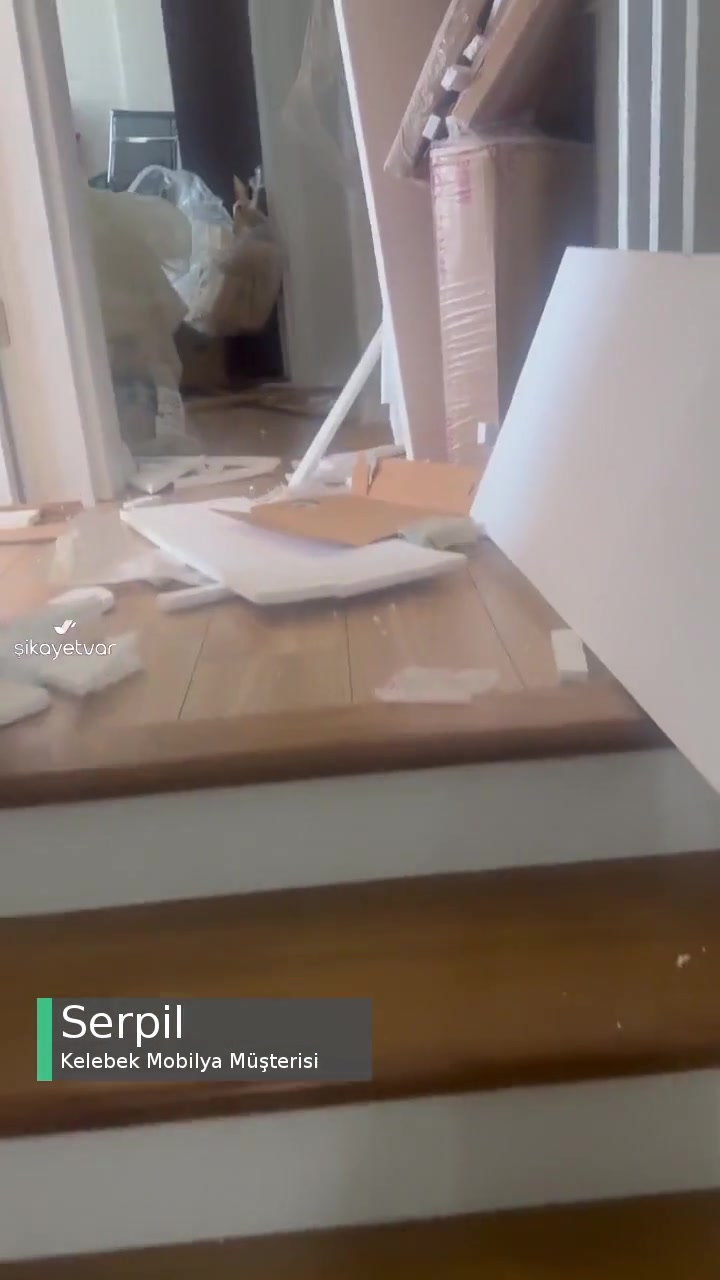Kelebek Mobilya Montaj Hizmeti Evimi Çöplüğe Çevirdi videonun kapak resmi