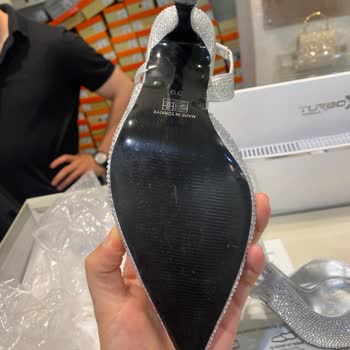 Hotiç Ayakkabı Satın Aldığım Ayakkabı İlk Kullanımda Rahatsızlık Verdi, İade Talebim Reddedildi!