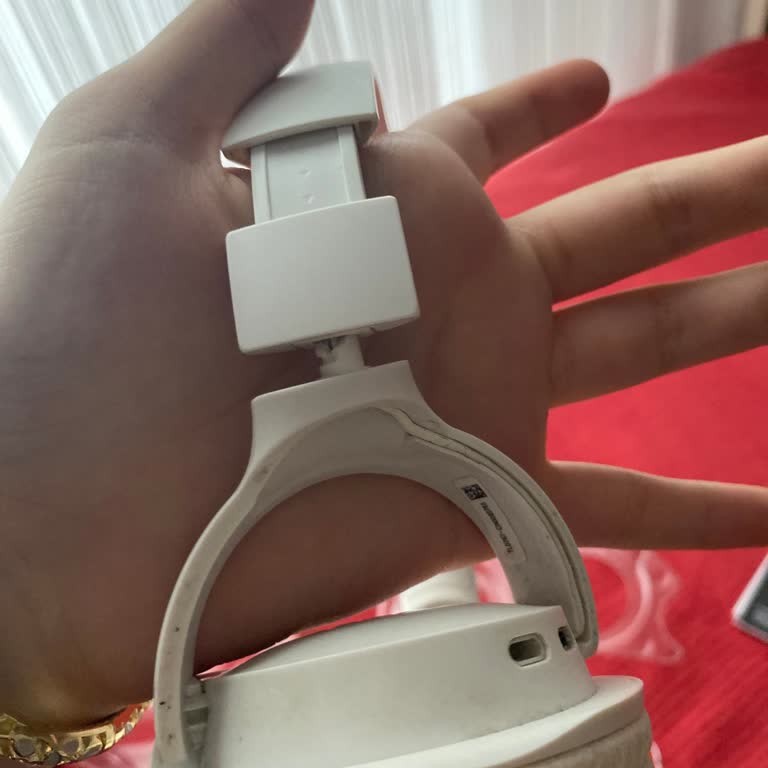 Kulaklığın Vidası Kendiliğinden Çıktı Kullanamıyorum