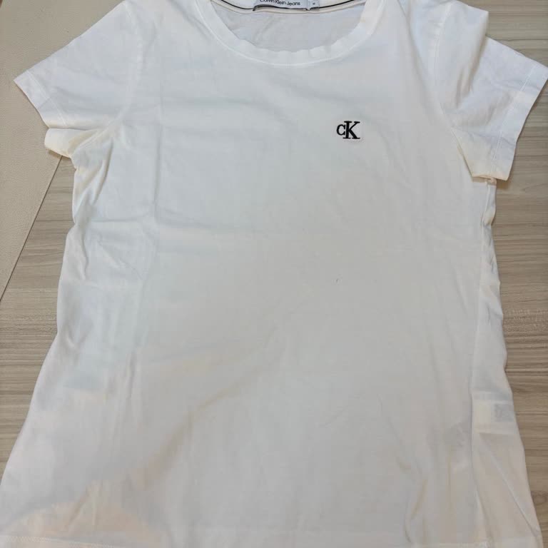 Calvin Klein Tişörtte İlk Yıkamada Deformasyon Ve Çözüm Eksikliği