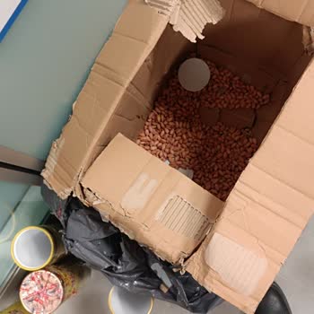 Kargo Taşımasında Hasar Gören Ve Eksik Gelen Kuruyemiş Siparişim İçin Çözüm Bekliyorum