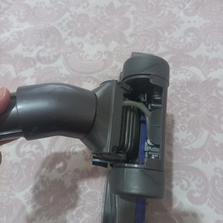 Dyson Süpürge Başlığı Sürekli Kırılıyor, Yüksek Yedek Parça Ücreti