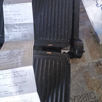 Karaca Tost Makinesi İkinci Kullanımda Menteşe Kırılması Hayal Kırıklığı